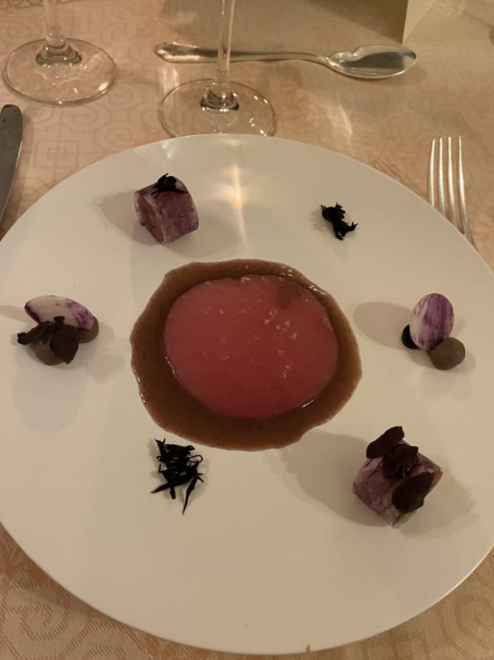 restaurant image