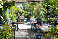 Restaurant et Gites La Fleur Bleue food