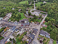 Lydon's Lodge outside