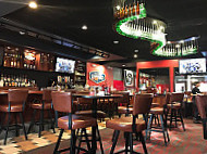 Red Robin Gourmet Burgers And Brews food