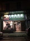 Le P'tit Resto outside