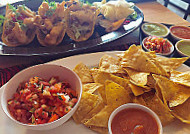 Salsa Kitchen Huay Kaew food