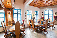 Unglerus Medieval Restuarant inside