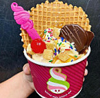 Menchie's Frozen Yogurt food