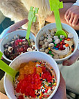 Menchie's Frozen Yogurt food