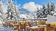 Le Rouge Apres-ski food