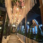 อัมพวาศรี คาเฟ่ Amphawa-sri Cafe outside