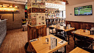 Ba caro Urban Pizzeria Westmount food