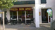 Pizza Bon Apat inside