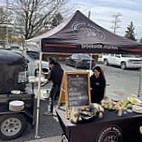 Brookside Market outside