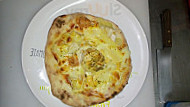 Pizza Gino food