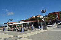 La Plaza outside