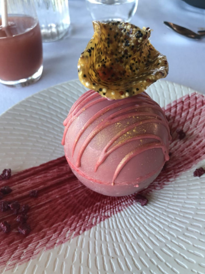 restaurant image