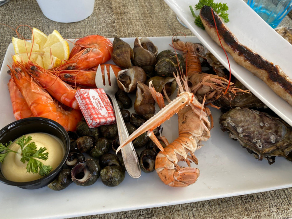 restaurant image