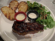 Au Steak House food