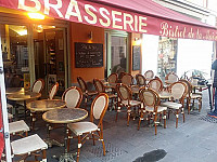 Bistrot de la Mairie inside