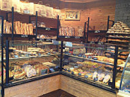 Le Boulanger Du Faubourg inside