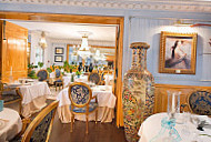 The 1837 Victor Hugo Restaurant food