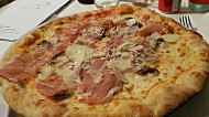 Il Nido Pizzeria food