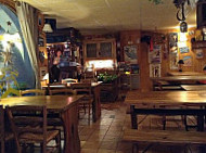 Creperie De L'ours inside