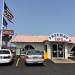 Freeway Cafe outside