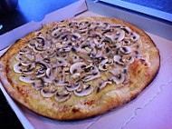 Bella Pizza food