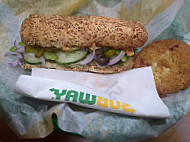 Subway Im Hauptbahnhof food