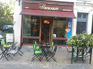 Le Bistroquet inside