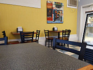 Jerome's Deli inside