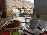 La Croissanterie Charleville food