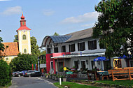 Schneider Backhendlstation Familie Schneider inside