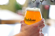 Gladstone Brewing Company outside