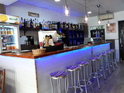 restaurant image