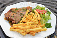 Zum Goldenen Fass Steakhouse food