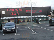 Lannjie Wok outside