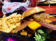 Red Robin Gourmet Burgers And Brews food