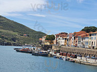 Le Port De Vénus food