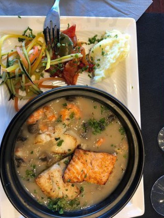 restaurant image