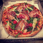 Pizza Toni food