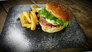 Les Folies Burgers Les Gardes Montignac food