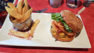 Red Robin Restaurants-Canada food