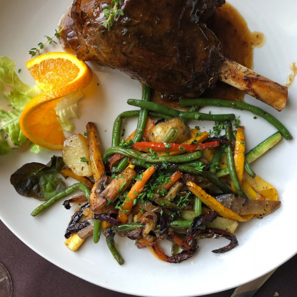 restaurant image