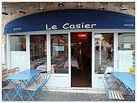 Le Casier inside