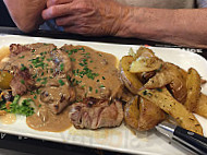 Le Bistrot De La Ripaille food