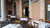 Pub La Collegiata food