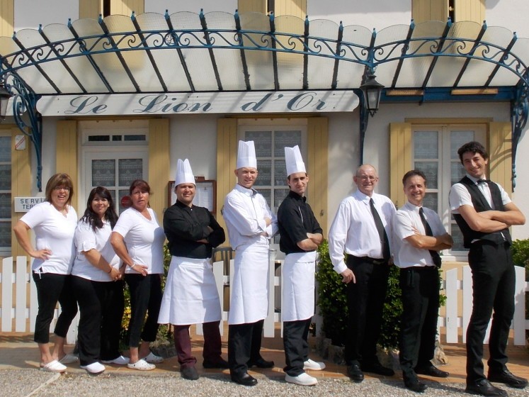 restaurant image