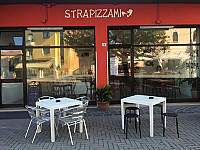 Strapizzami inside