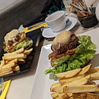 Hamburgueria Gourmet Cafe Do Rio food