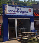 Pizza Globe-Trotteur inside