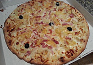 Pizza Globe-Trotteur food